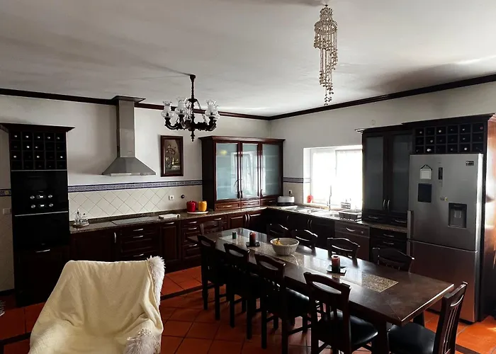 Vagos Guest House Homestay *